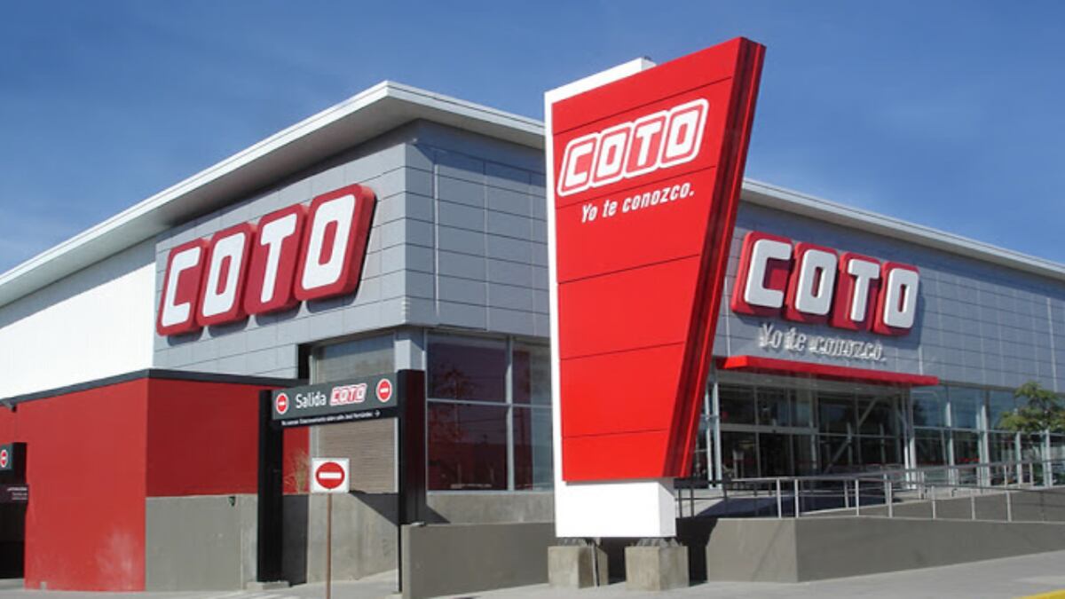 Coto anunció dos días de horario extendidos y promos especiales. Gentileza: Argentina Trabaja.