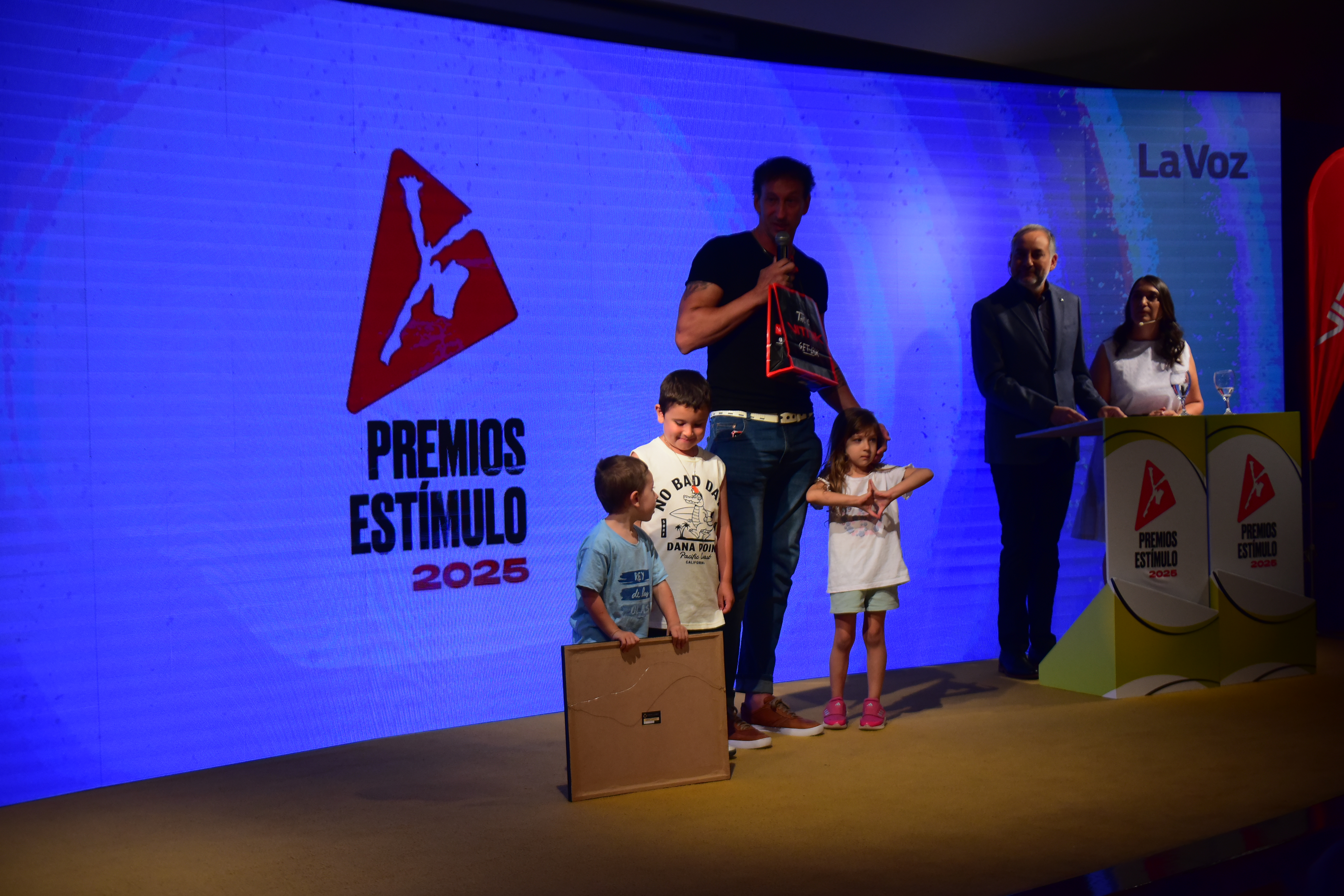 Entrega de los Premios Estímulo a los deportistas destacados del año en el Auditorio de La Voz (Foto Javier Ferreyra)