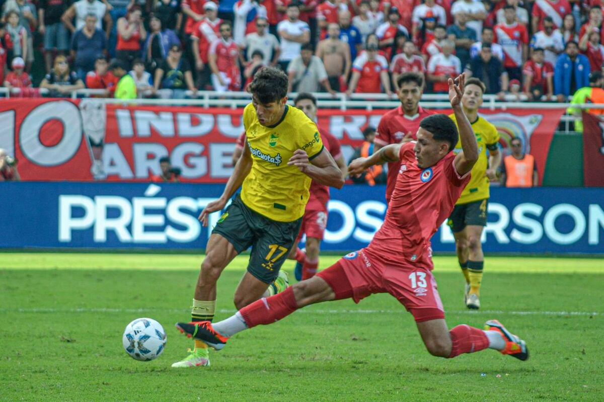 Defensa y Justicia y Argentinos Juniors se enfrentaron por los cuartos de final de la Copa de la Liga Profesional. (Prensa Defensa y Justicia)