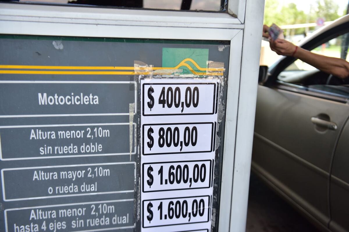 Los nuevos valores de los peajes. (La Voz/José Gabriel Hernández)