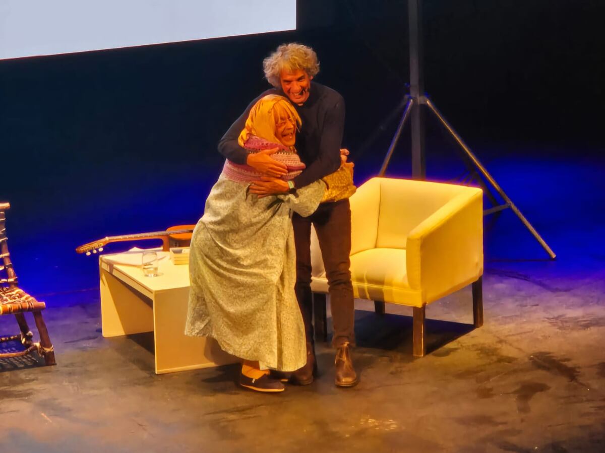 El gerontólogo Diego Bernardini y Doña Jovita ofrecieron una charla en Río Cuarto