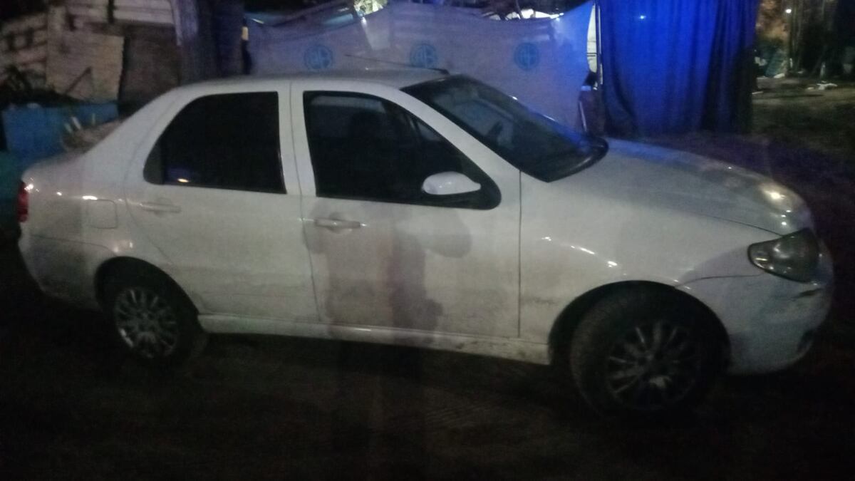 El auto secuestrado. (Policía)