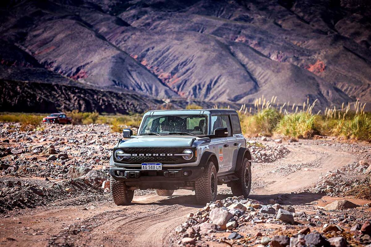El paquete Sasquatch cuenta con el sistema de gestión de terrenos Goes Over Any Type of Terrain (GOAT.) y tracción integral 4x4 con cuatro modos de funcionamiento.