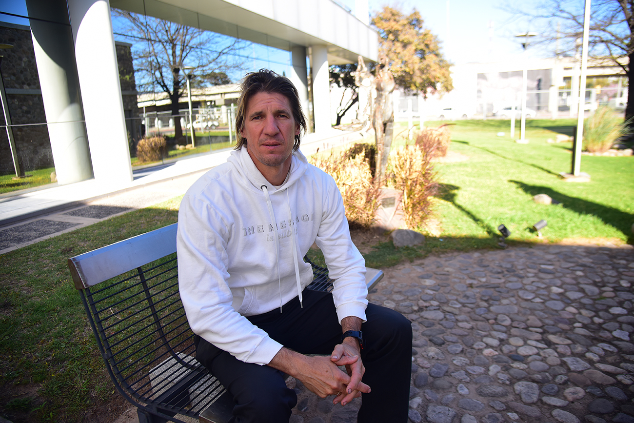 Esteban tete Gonzalez. Abre un nuevo capítulo en su relación con el fútbol y abrió un paréntesis en su función de entrenador. (Foto: Pedro Castillo / La Voz)