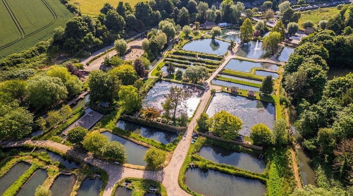 Bibury: descubrí el “pueblo más lindo del mundo” elegido por Forbes que enloquece a los turistas