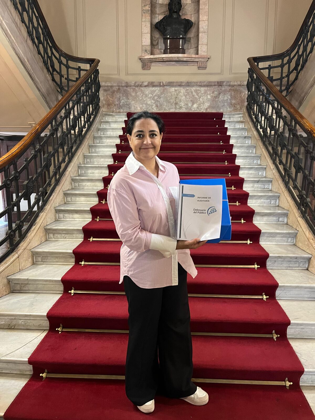 Soher El Sukaria entregó el informe de la auditoría que realizó en la Defensoría del Público de la Nación. (La Voz)