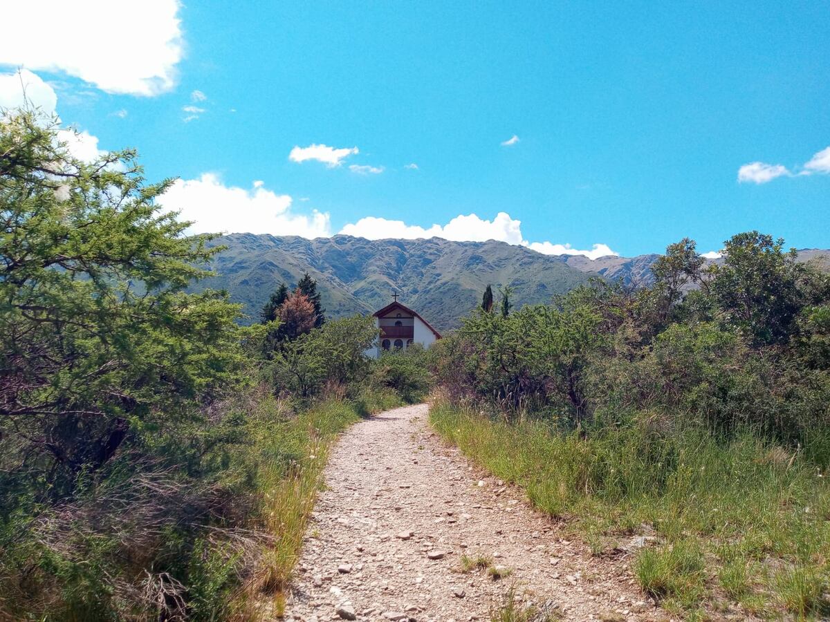Tres pueblos de la Costa de Comechingones para visitar en San Luis. Monasterio de Belén en Carpintería. (Foto: Andrea Molina)