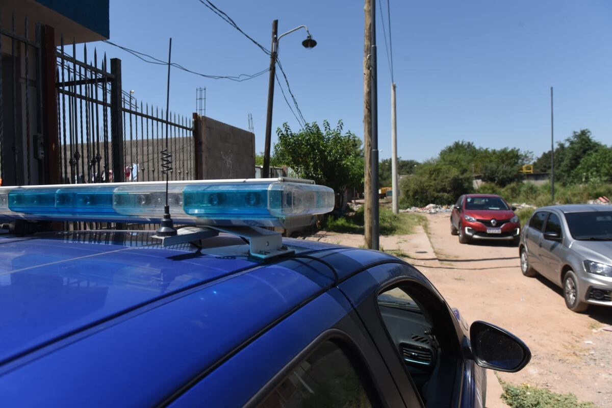 Tienen el cadáver de un hombre y a las dos acusadas presas, pero no saben qué pasó