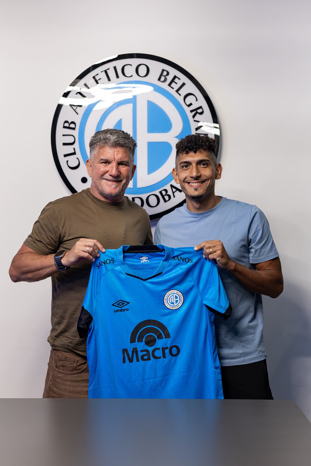 Adrián Sánchez, nuevo refuerzo de Belgrano. (Prensa Belgrano).