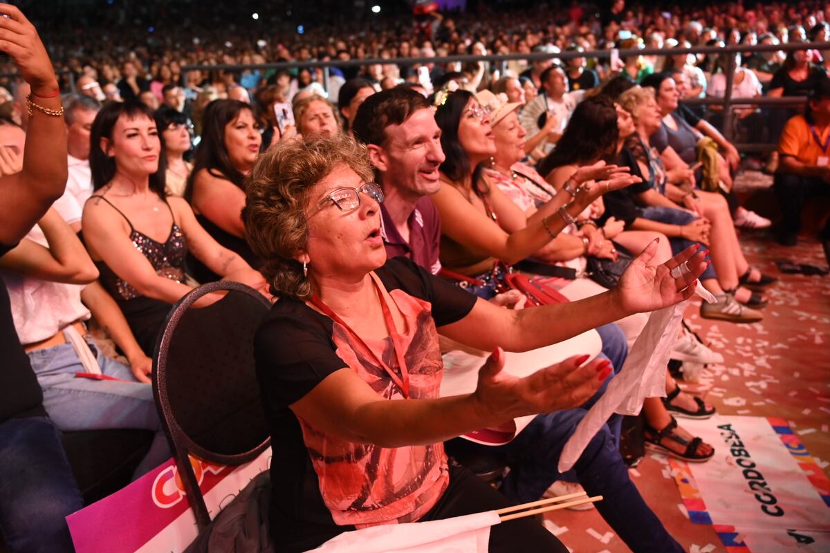 Primera noche del Festival de Peñas de Villa María 2026. (Martín Lampaies / La Voz)