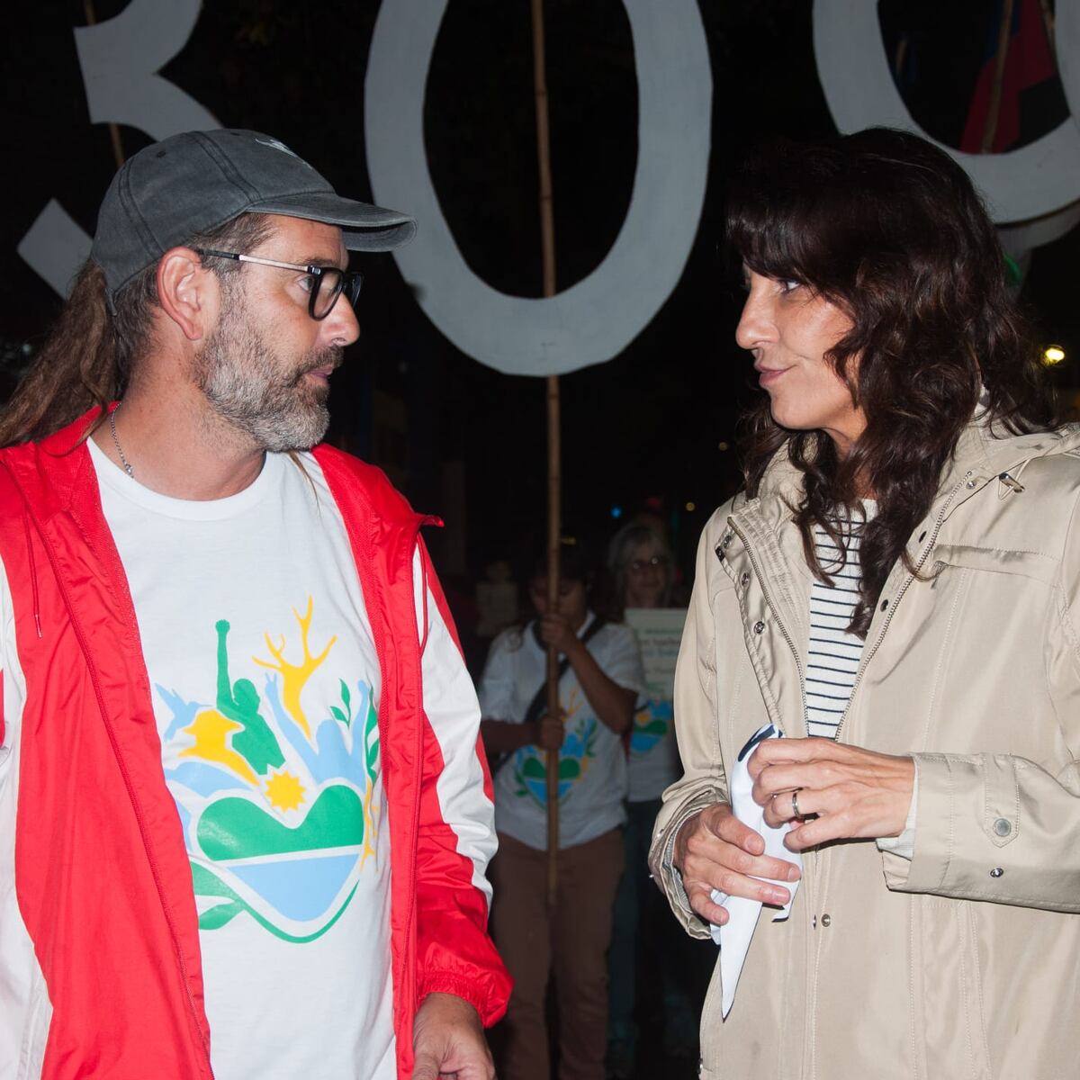 Pablo Riveros, exintendente de Villa Ciudad Parque y actual director de Ordenamiento Territorial, una dependencia del Ministerio de Ambiente de la Provincia, junto a Natalia de la Sota. (La Voz)
