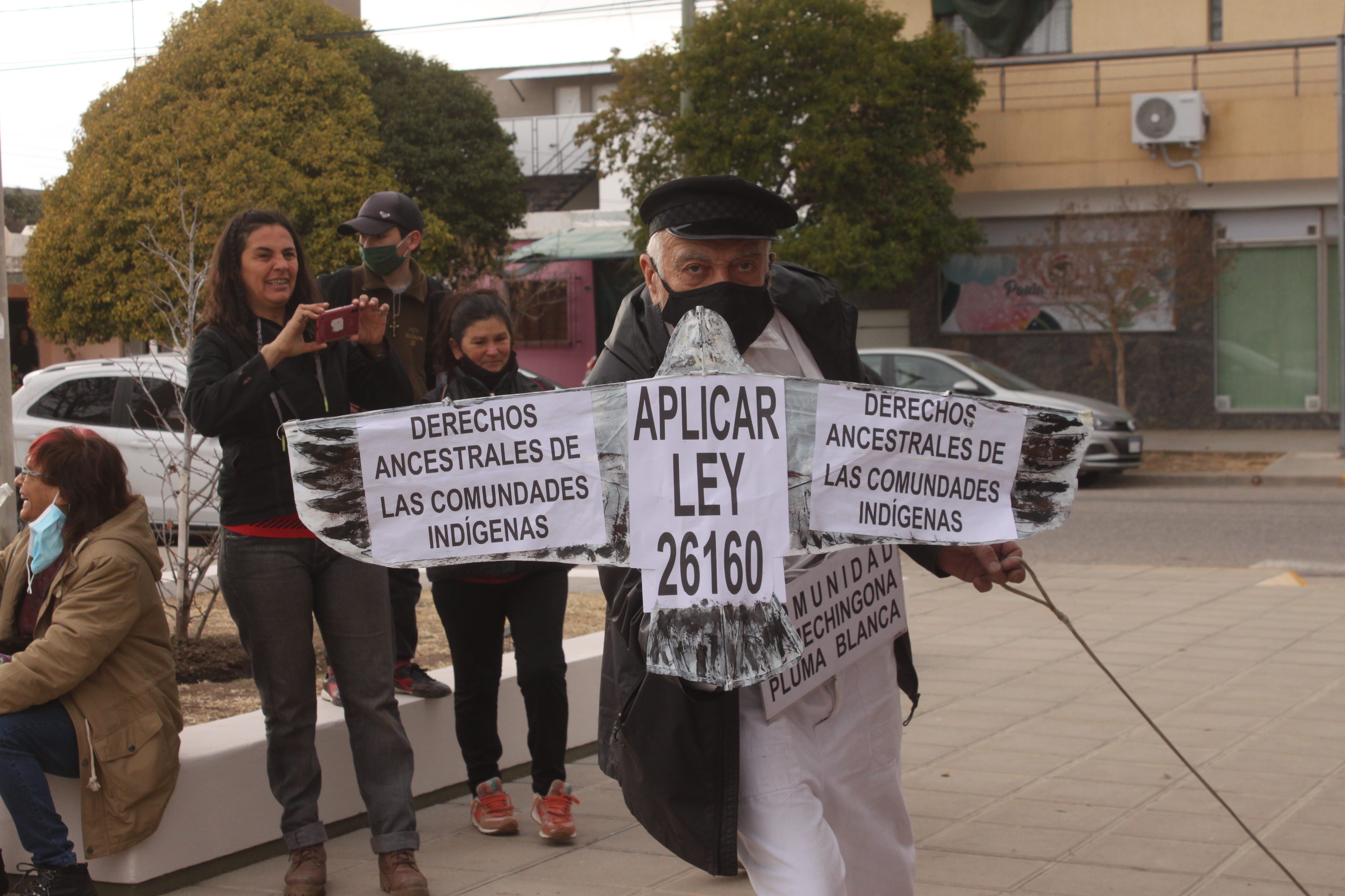 Movilización de comunidades indígenas en los tribunales de Jesús María (La Voz)