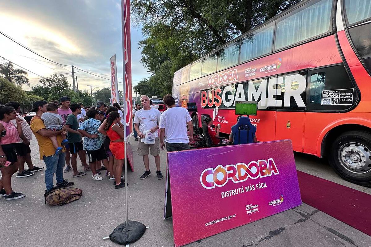 La acción se desarrolla de martes a domingo y visitará más de 50 comunas y municipios de toda la provincia, llevando alegría y diversión.