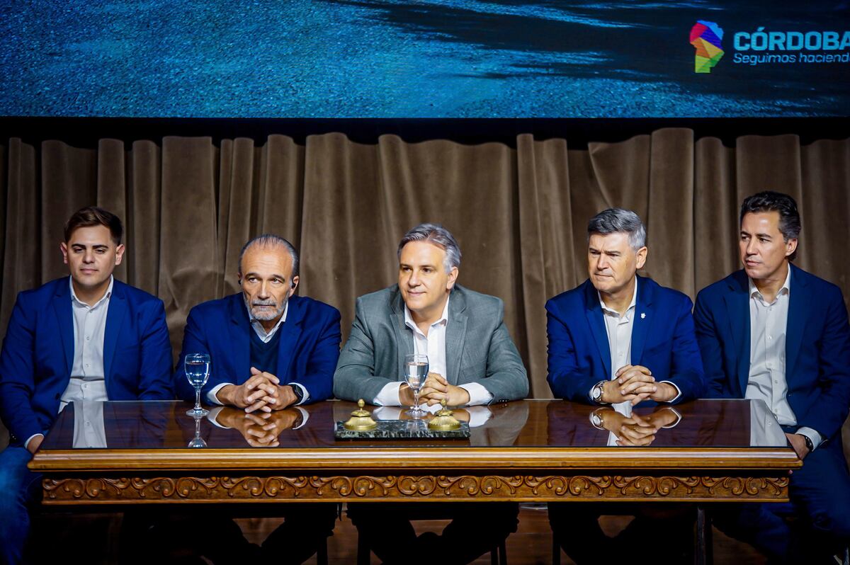El Gobierno de Córdoba anunció la pavimentación y rehabilitación del Camino a 60 Cuadras.