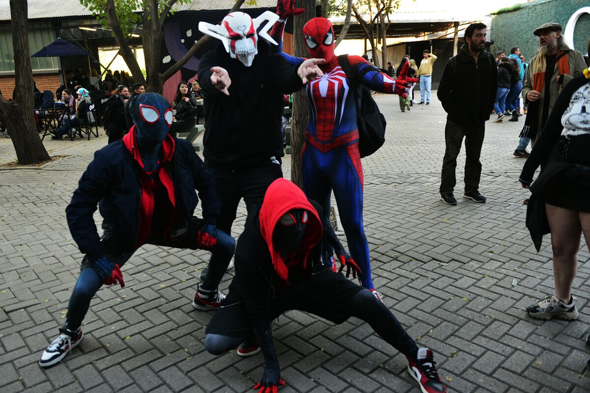 Toda la cultura del animé, el cosplay y el geek se dieron cita en la convención CAF en Espacio Quality. Foto Javier Ferreyra