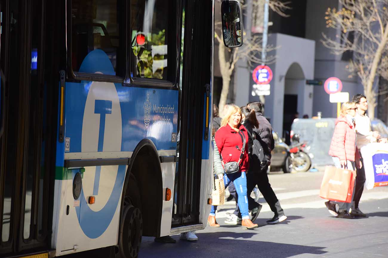 Transporte urbano en Córdoba capital (José Hernández/LaVoz)