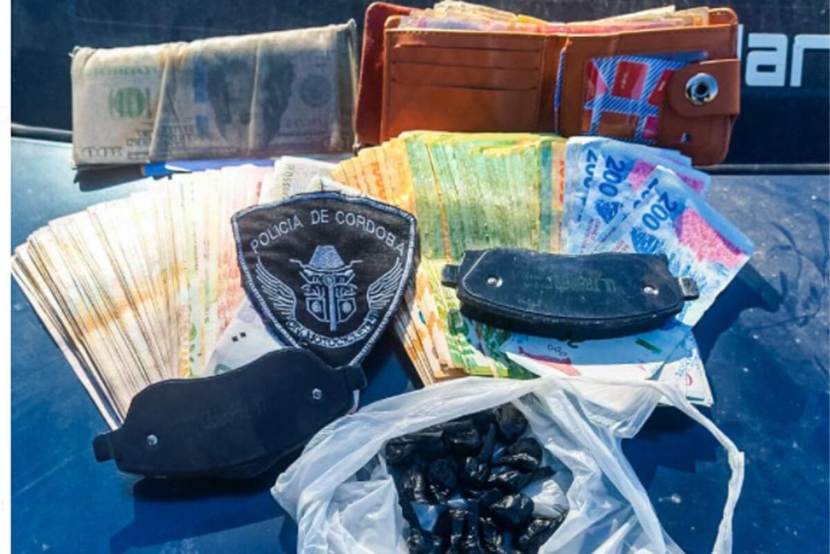El dinero y la droga. (Policía de Córdoba)