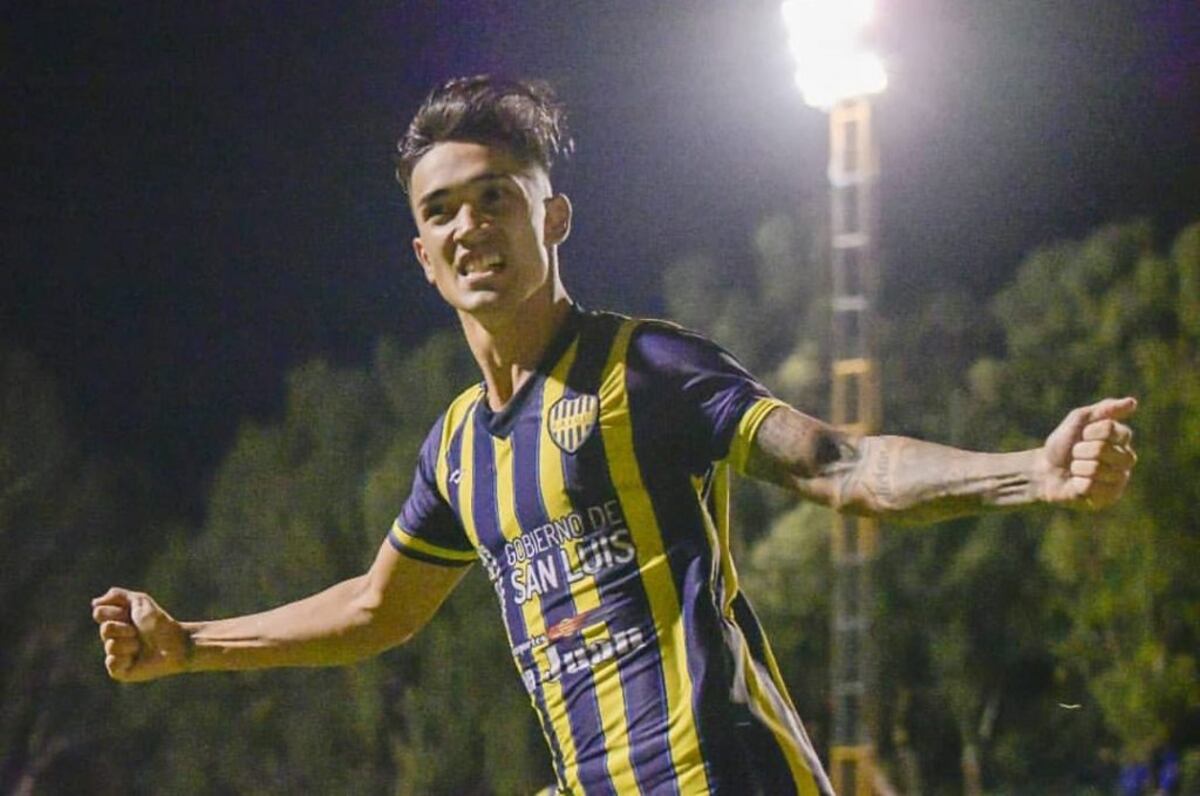 Santiago Solari en su camino, desde Juventud Unida de San Luis en el Federal A. (Prensa Juventud Unida).
