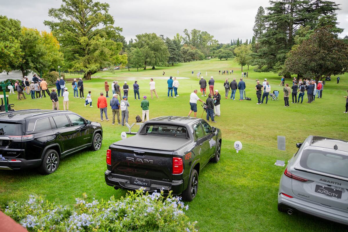 Autocity reafirmando su compromiso con el deporte.