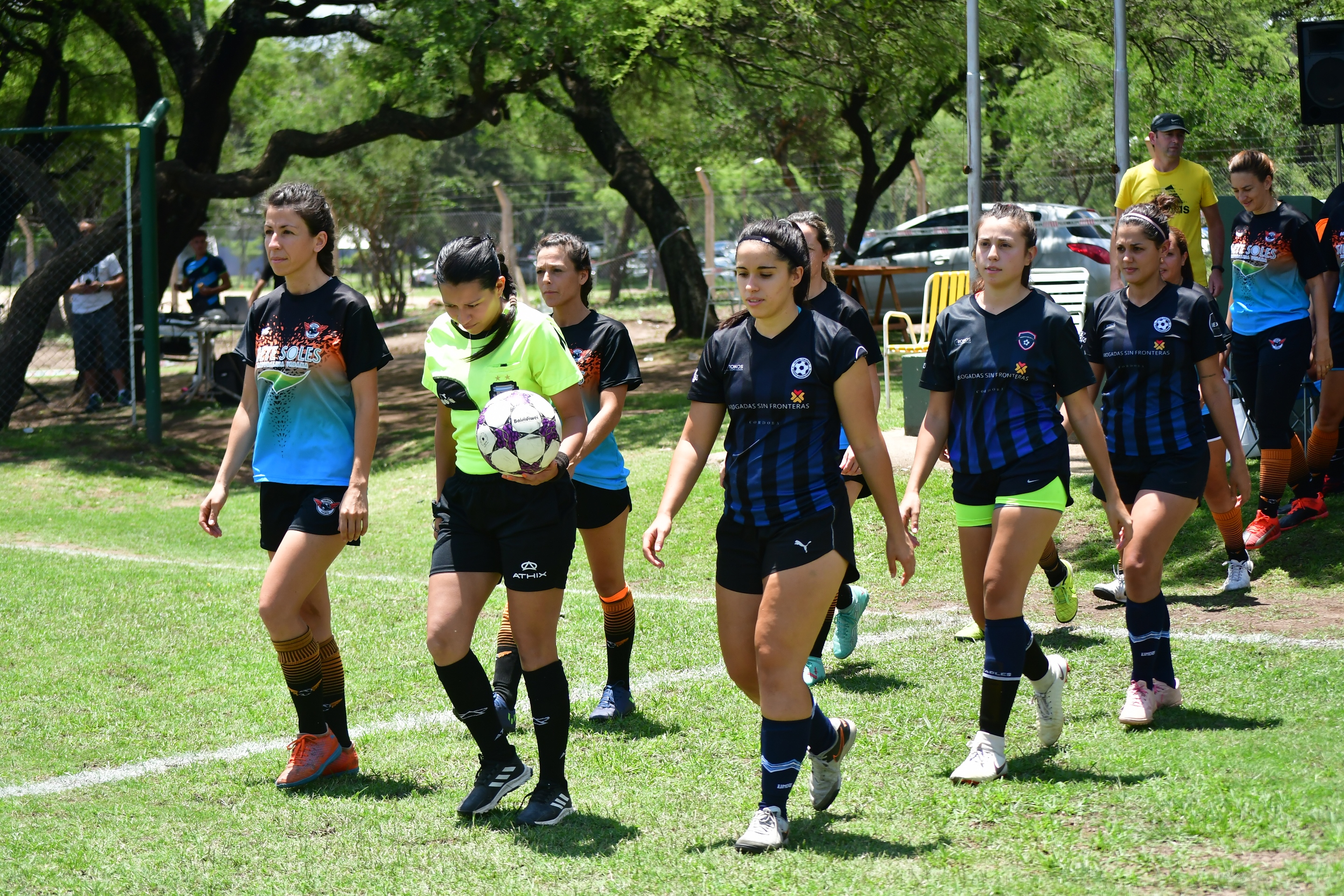 Liga de Abogados, exhibición femenina