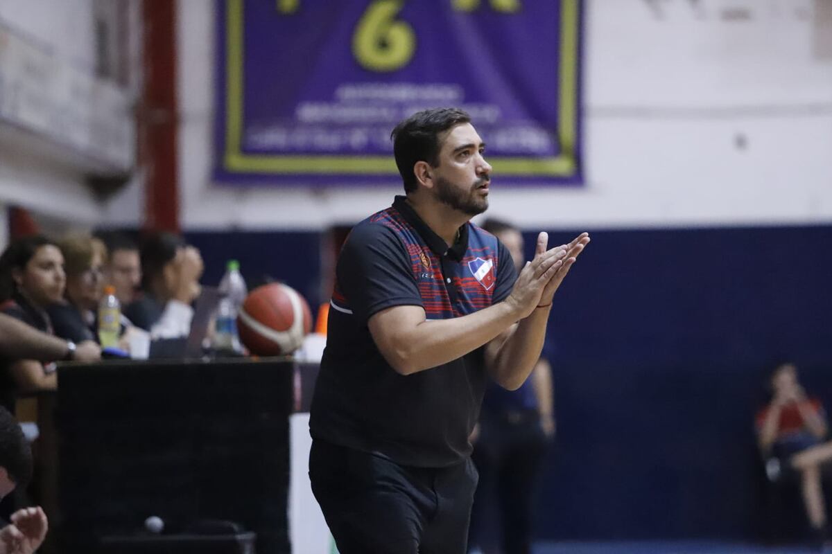 Cristian Colli es el nuevo DT de Barrio Parque y tendrá la misión de devolver al equipo al protagonismo en la Liga Argentina.
