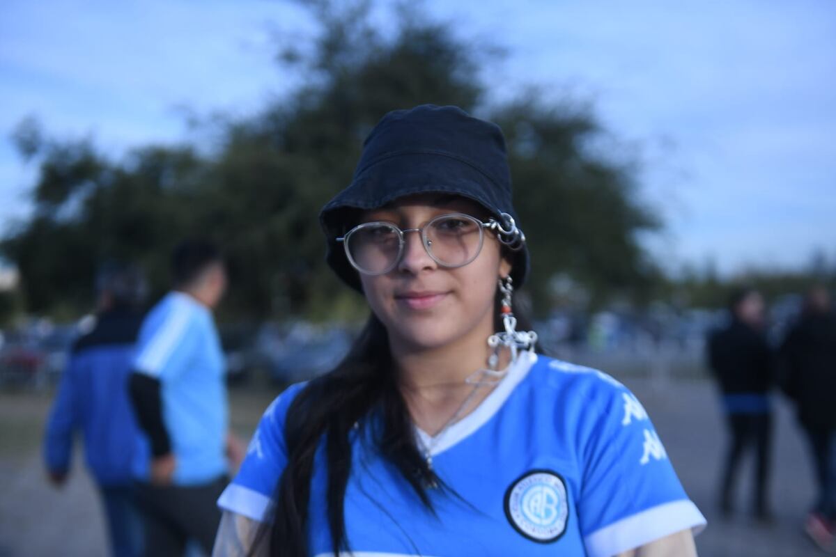 Cara e´cancha de Belgrano en el Kempes antes del partido contra Delfín (Javier Ferreyra / La Voz)