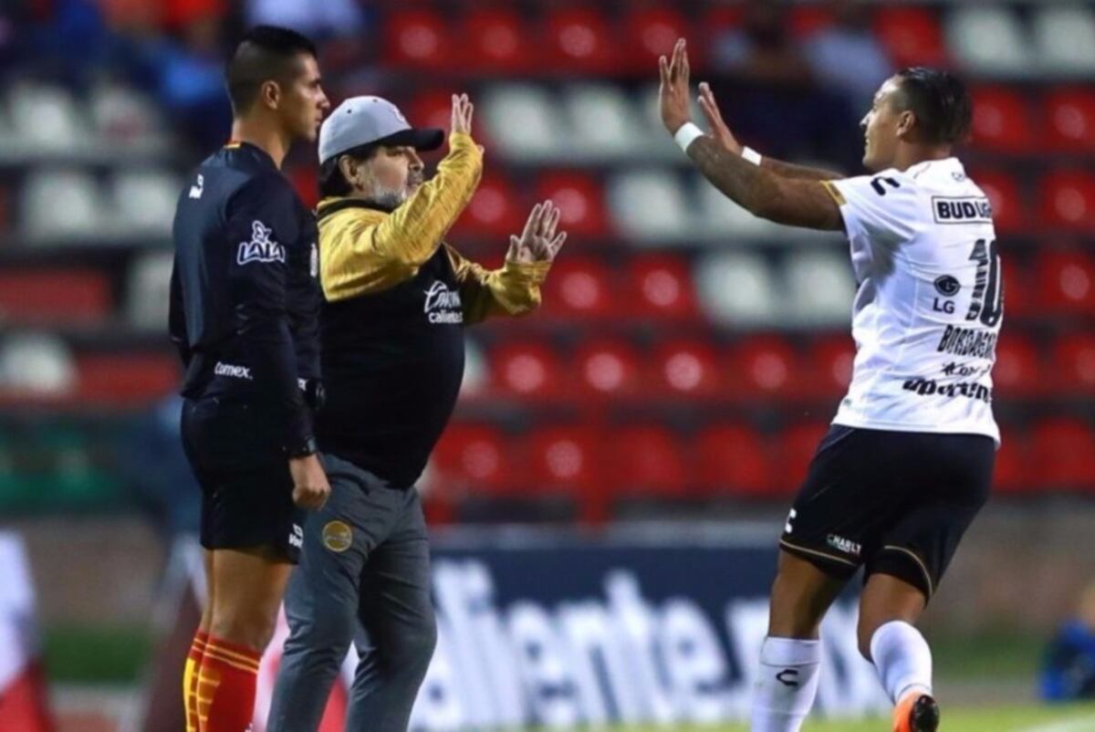 Arriba las palmas, Bordagaray y Maradona
