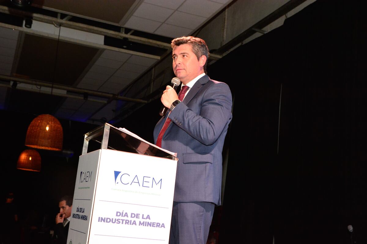 El gobernador de San Juan, Marcelo Orrego, en la cena de la minería argentina realizada en Córdoba.