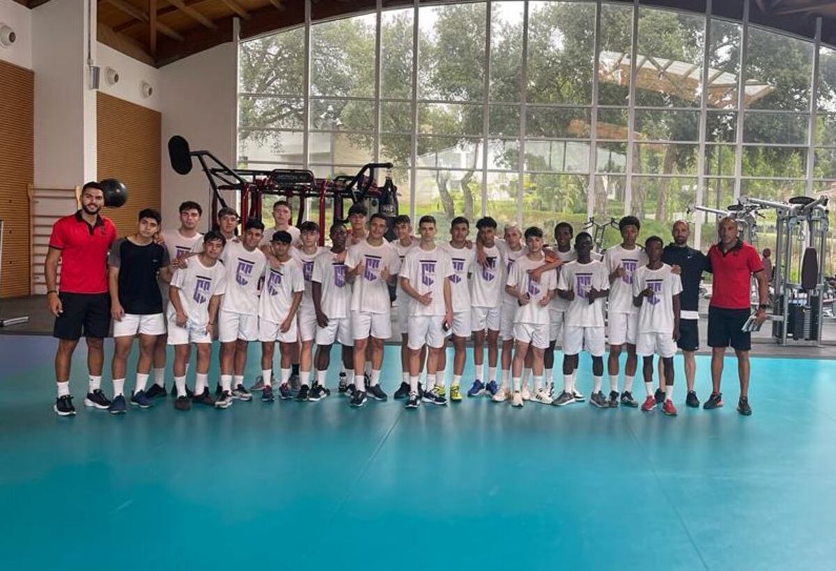 Jeremias Martinet, Walter Restón, Fernando Molina (categoría 2005), Fabrizio Morate, Benjamín Díaz, Santino Farías, Patricio Dávila (2006 Category) y Ulises Nieto (2007) llegaron para reforzar a dos equipos que compiten con los nombres de Internacional A y B.