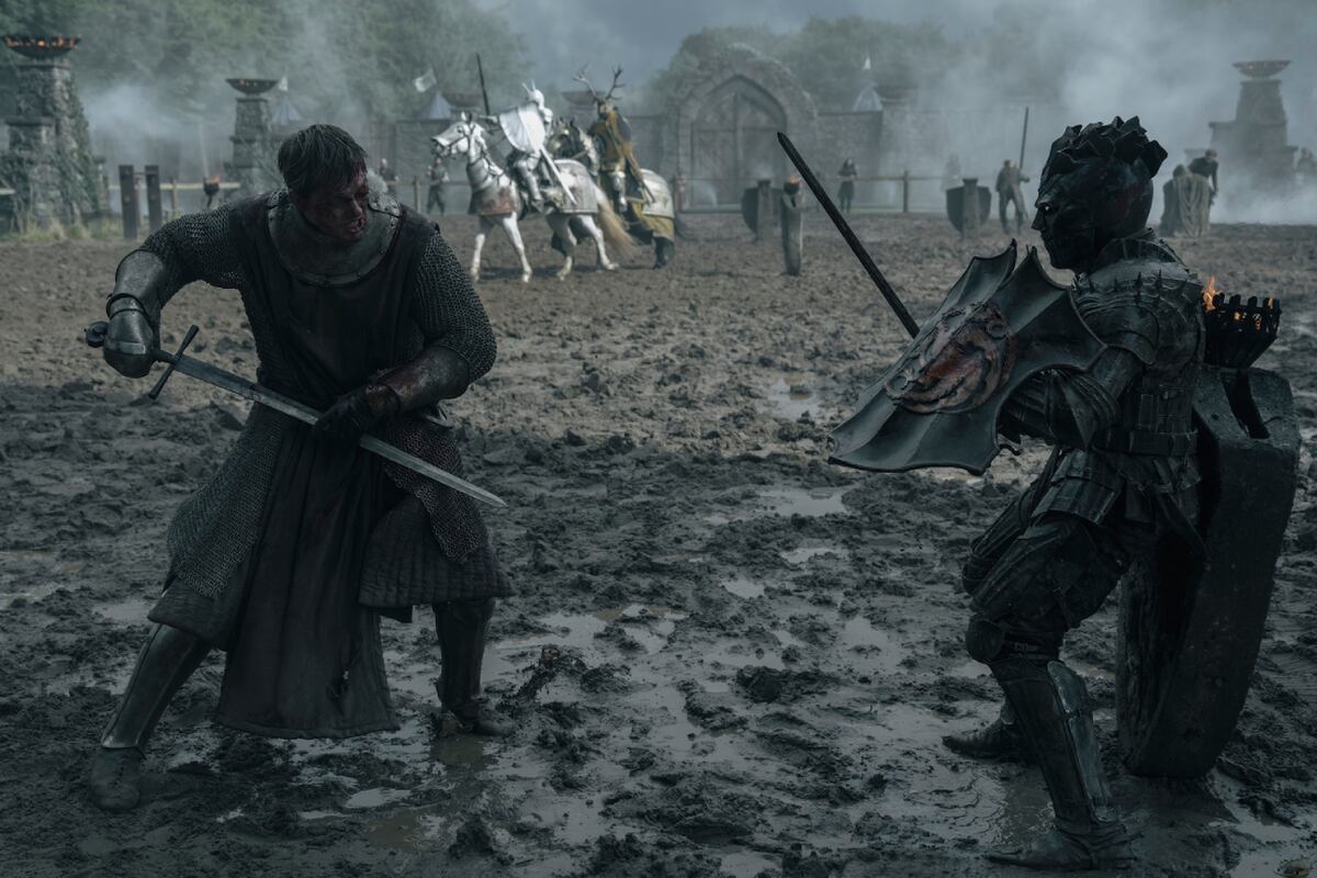Ser Duncan (Peter Claffey) en su juicio por combante contra Aerion Targaryen (Finn Bennett). (Gentileza HBO)