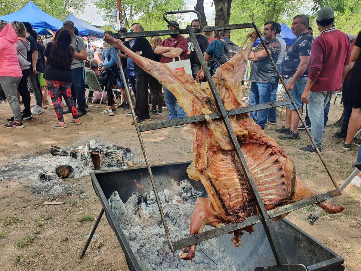 Chivo a la estaca, una marca de las sierras. (La Voz)