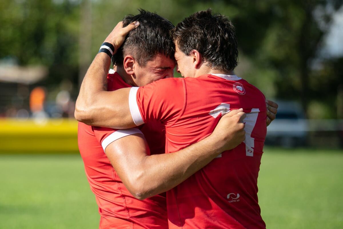 Alegría total en los chicos de Córdoba, que demostraron ser el mejor equipo en este Argentino juvenil disputado en Santa Fe. (Foto: Prensa Unión Cordobesa de Rugby)