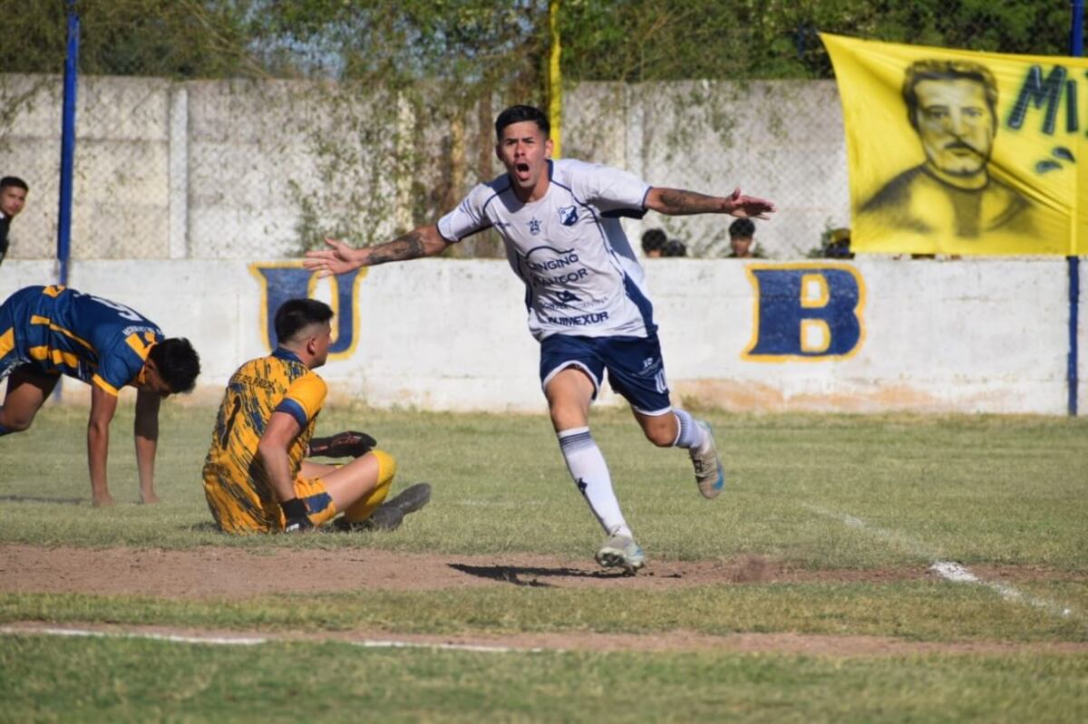 Pablo Palavecino, el jugador de moda en el fútbol cordobés. (Prensa General Paz Juniors).
