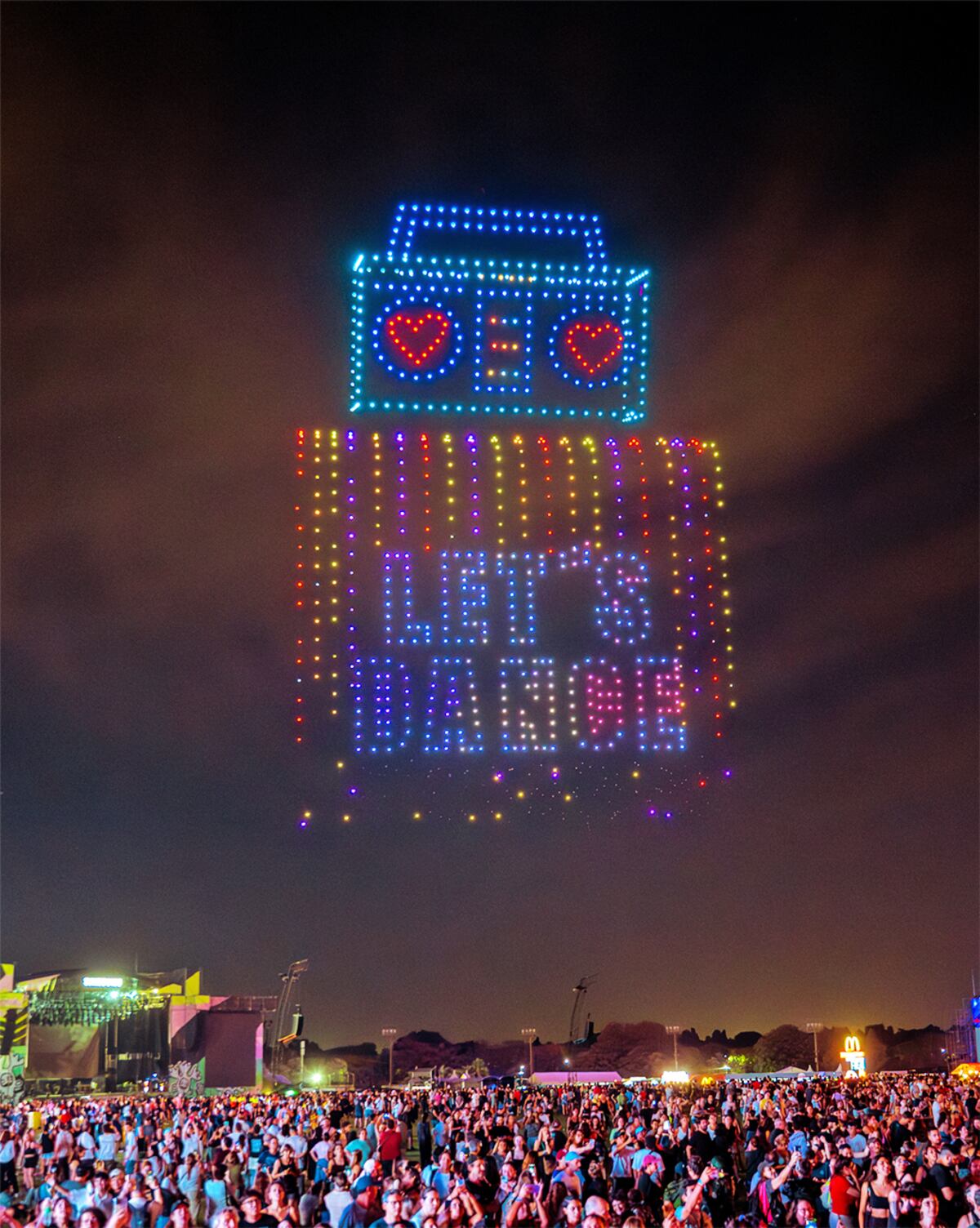 Shows de drones en el Lollapalooza 2025. (Fotos Iluxman y Lumasky)