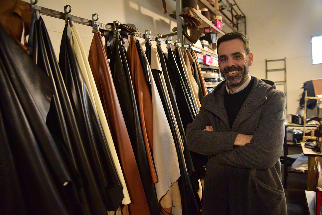 MERCADO INTERNO. "En Argentina siempre se habla de un mercado de 100 millones de pares anuales, con oscilaciones. Hoy estamos lejos de eso", dice Chali. (Pedro Castillo / La Voz)