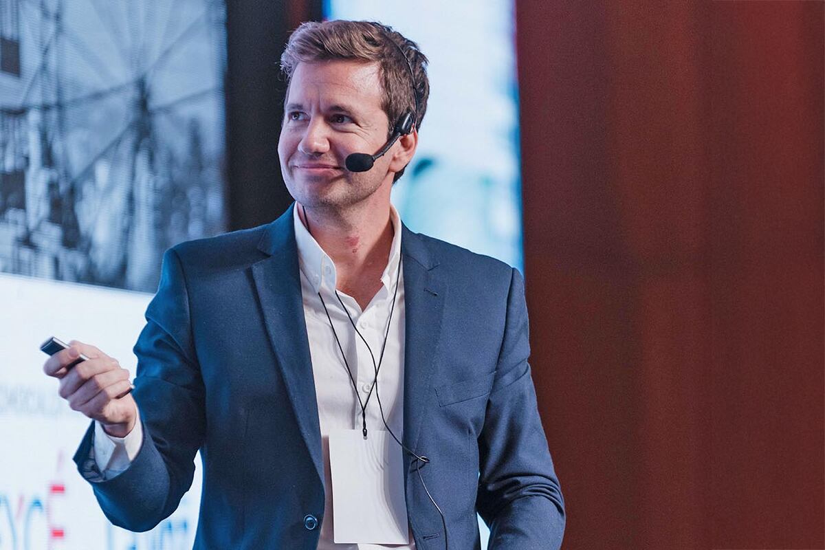 Agustín Tea Funes, ex titular de Cacic, compartió la presentación de datos.