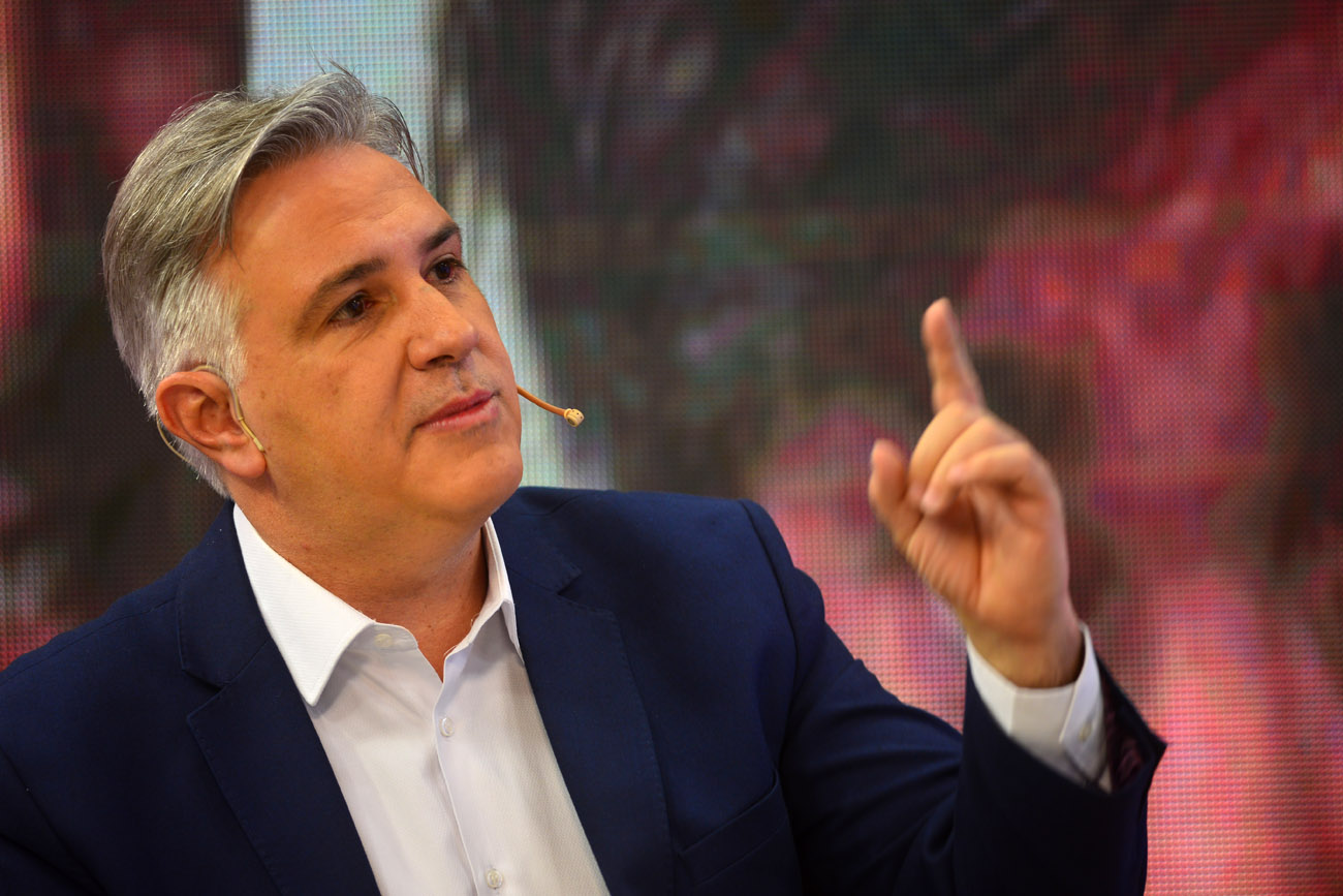 El gobernador de Córdoba, Martín Llaryora, participó del programa Voz y Voto. (Nicolás Bravo / La Voz)