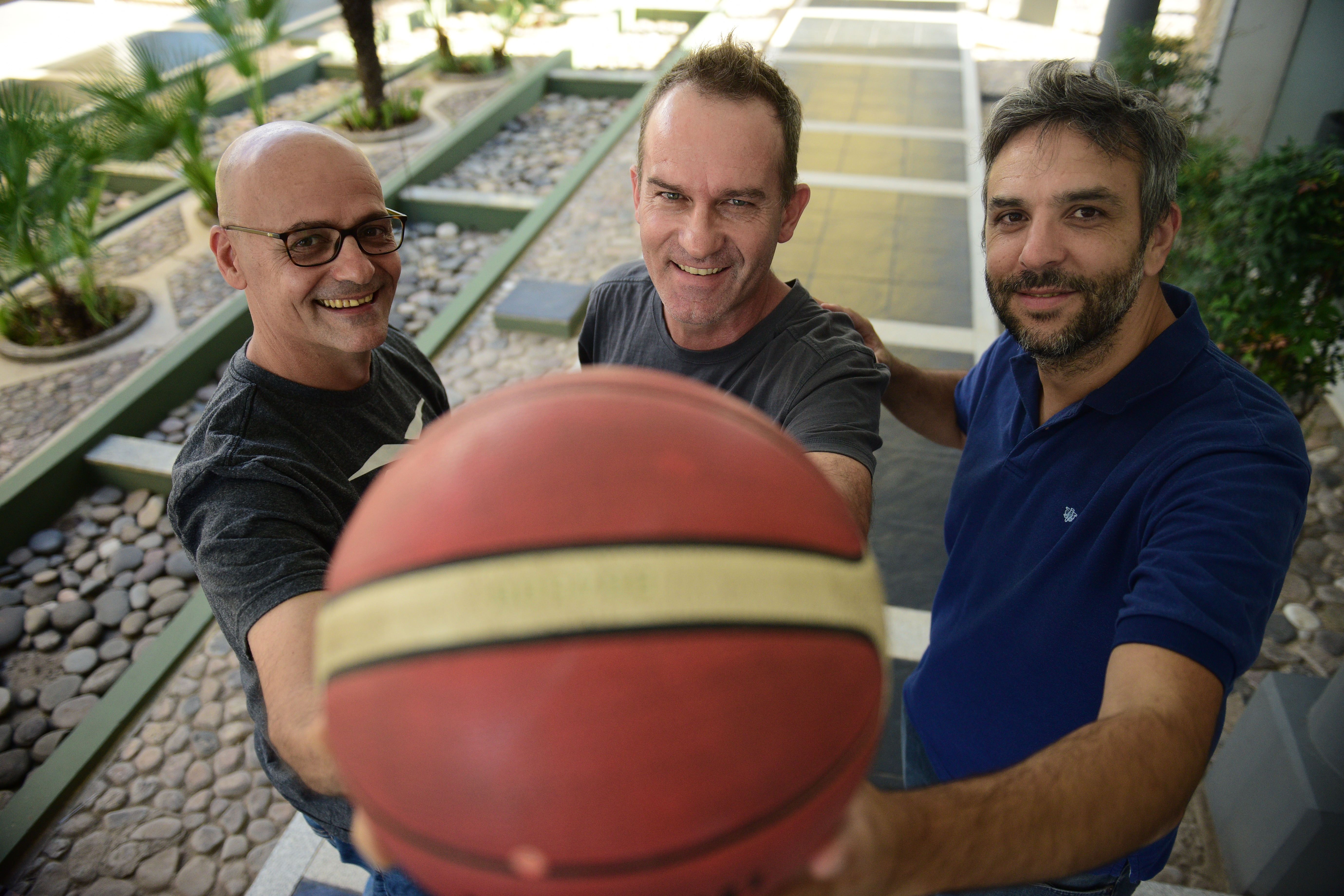 Mauricio Ronzoni, Juan Pablo Caro y Fernando Arnau visitaron La Voz para contar los alcances del relanzamiento de Acoteba. (Javier Ferreyra / La Voz)