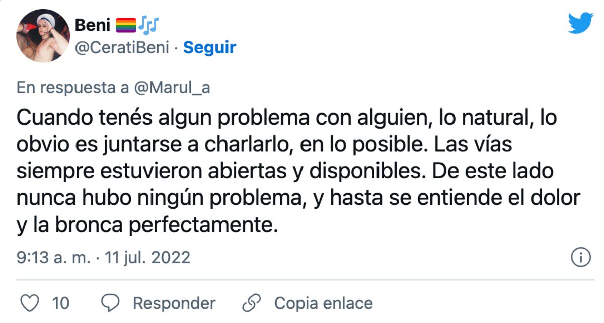 Benito Cerati le contestó a Chloé Bello.