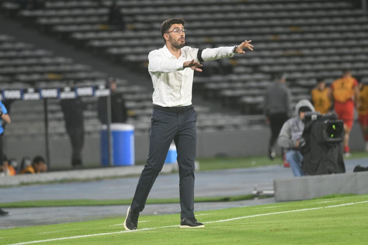 Talleres y Libertad, en duelo por la cuarta fecha del Grupo D de la Copa Libertadores, en el Kempes. (Javier Ferreyra / La Voz)