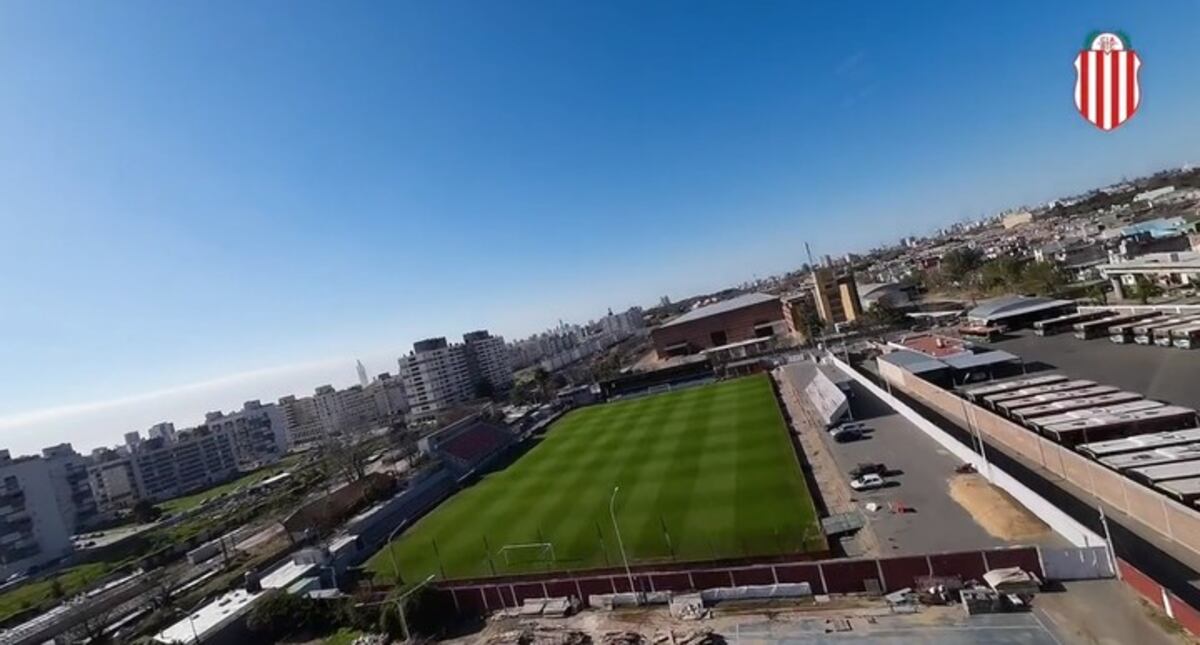 Barracas lleva adelante obras en su estadio Claudio "Chiqui" Tapia. (Prensa Barracas).