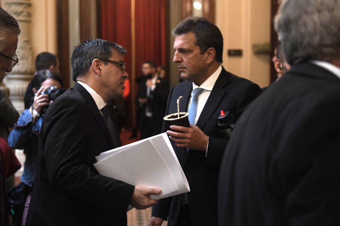 Momentos antes de la sesión de la Cámara de Diputados. (Federico López Claro / La Voz)