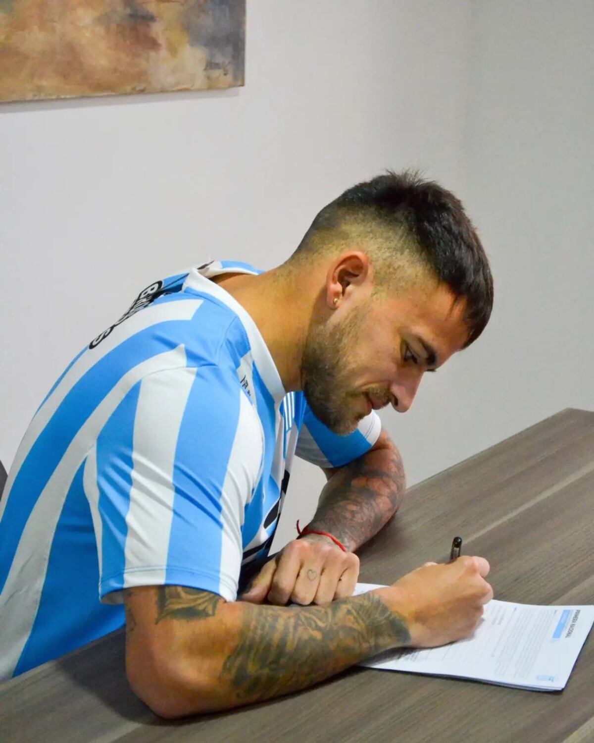 José Méndez fue presentado de manera oficial por Racing. (Prensa Racing).