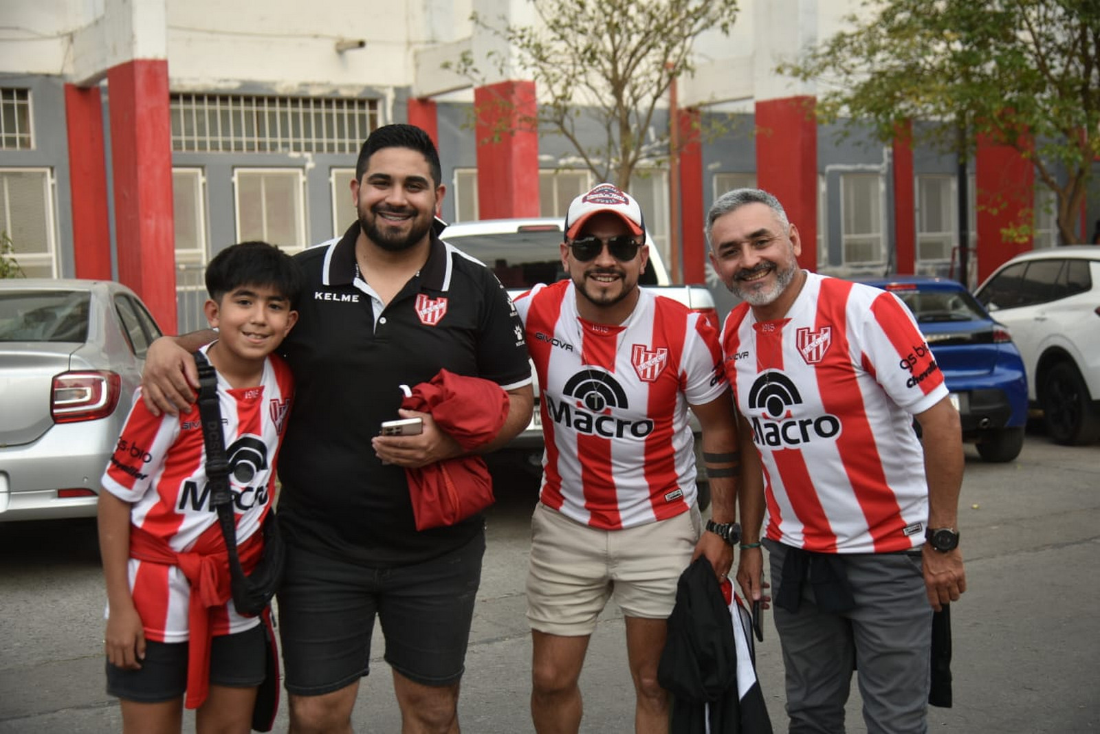 Cara de cancha en la previa del partido entre Instituto y Barracas Central. (Facundo Luque / La Voz)