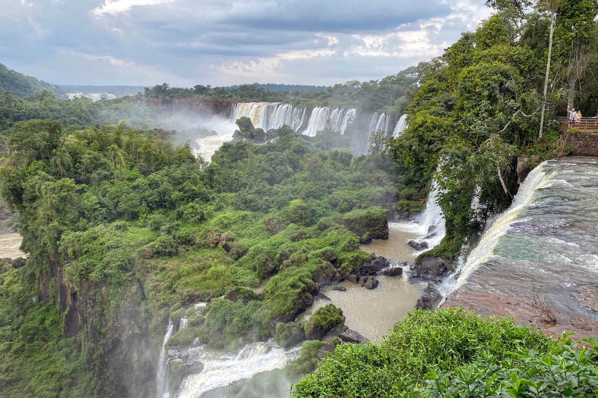 Cataratas del Iguazú una maravilla imperdible de la naturaleza.
