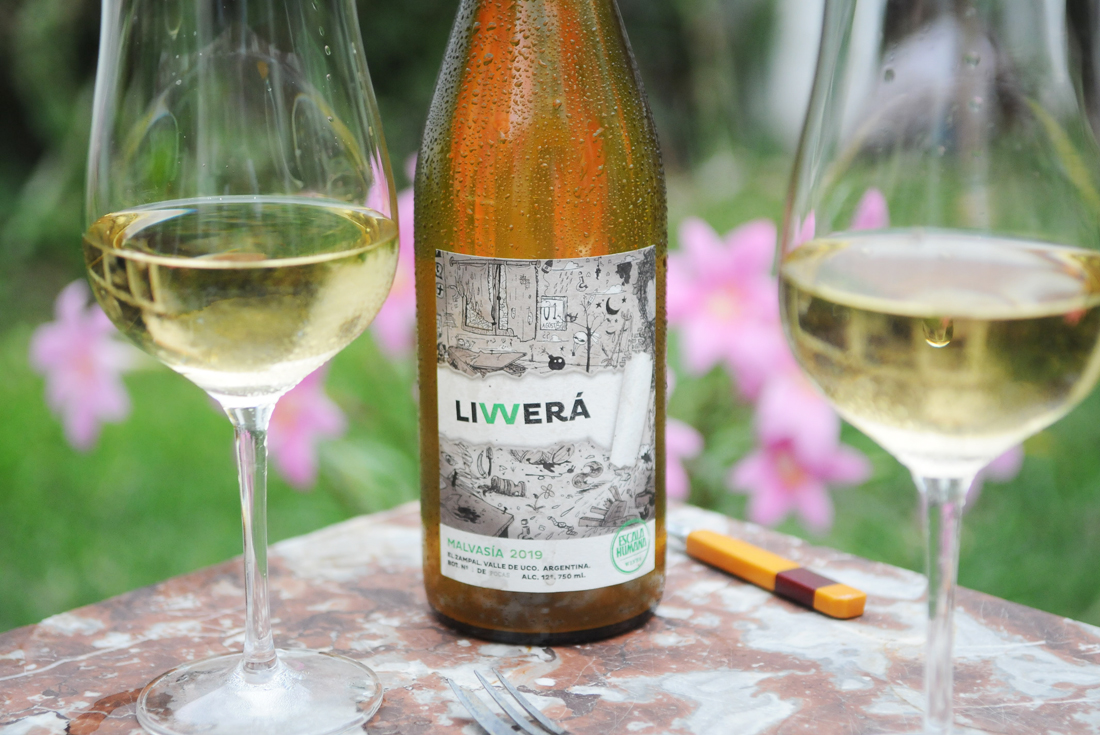 Nuevos vinos blancos argentinos, ideales para los días de calor y para acompañar todo tipo de comidas. (Javier Ferreyra).