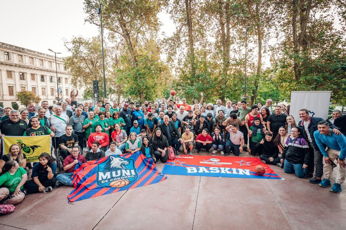 Se pone en juego la tercera edición de la Liga de básquetbol adaptado. (Prensa Municipalidad de Córdoba)
