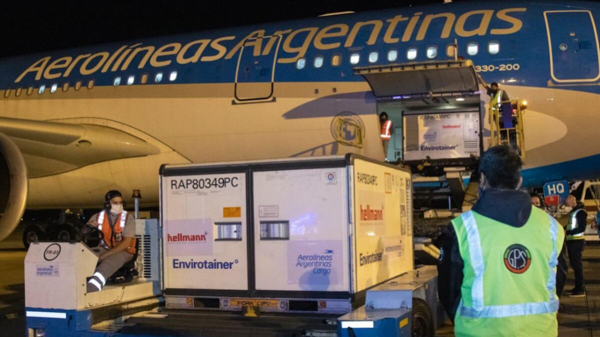 Vuelos. Rumbo a la búsqueda de vacunas.