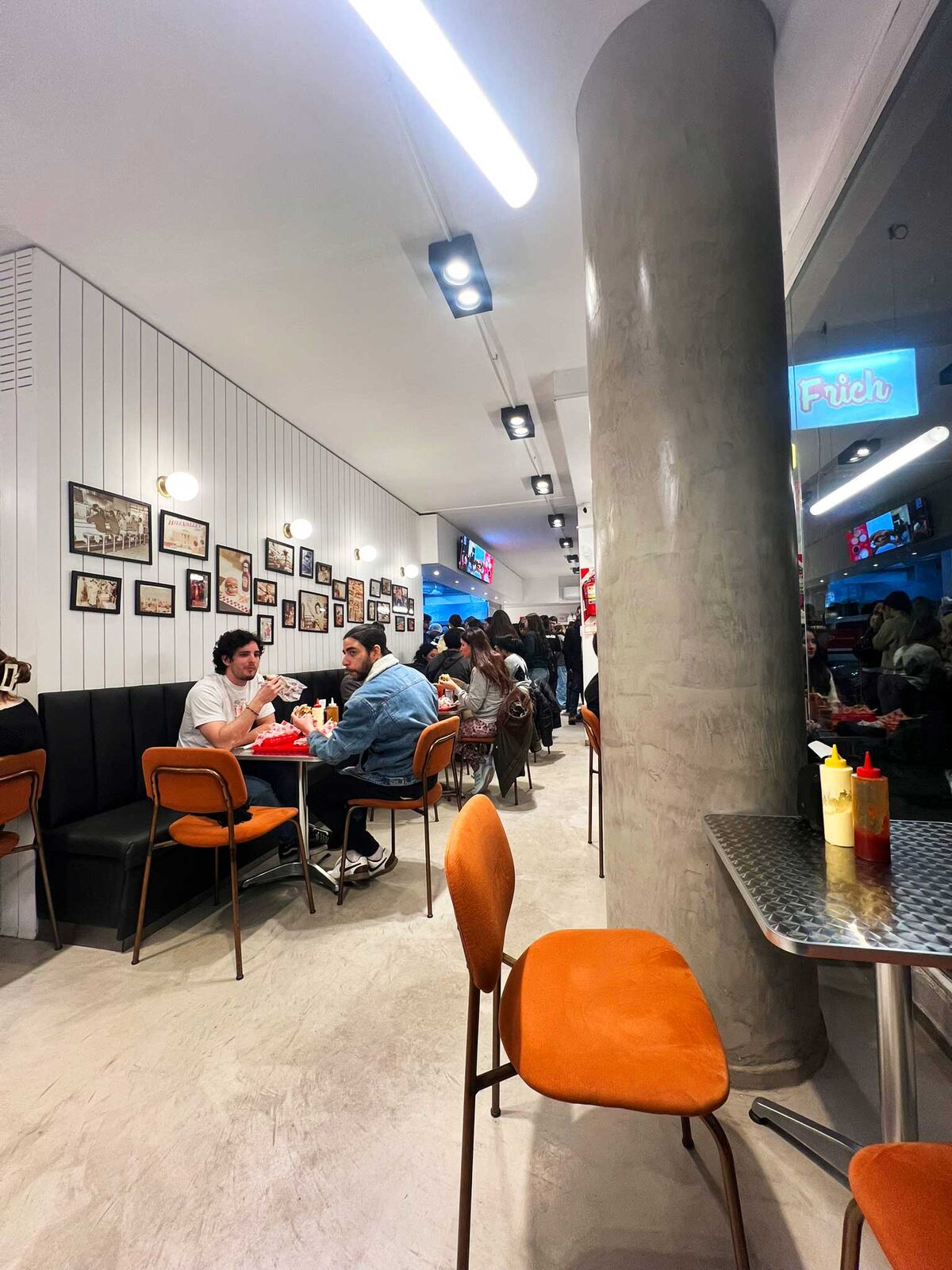 Frich n´ Fries, en Nueva Córdoba (La Voz).