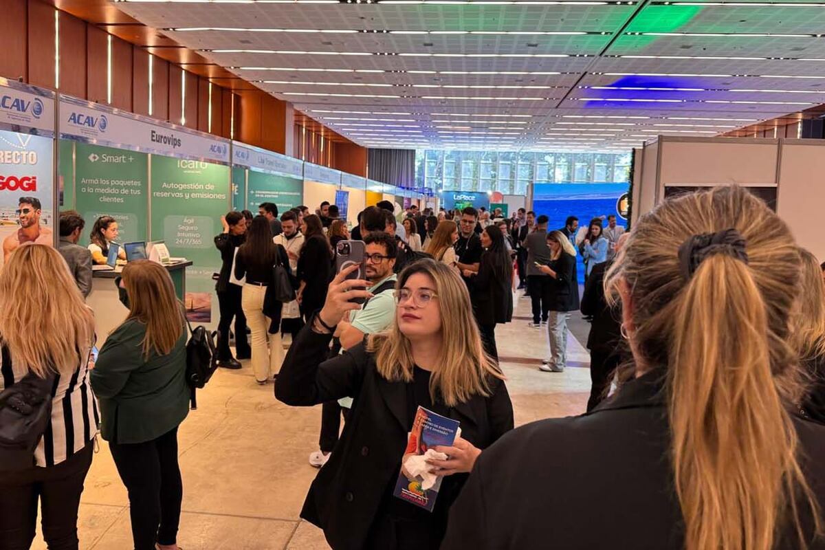Asistieron más de 1.200 profesionales del sector y se presentaron casi 100 expositores.